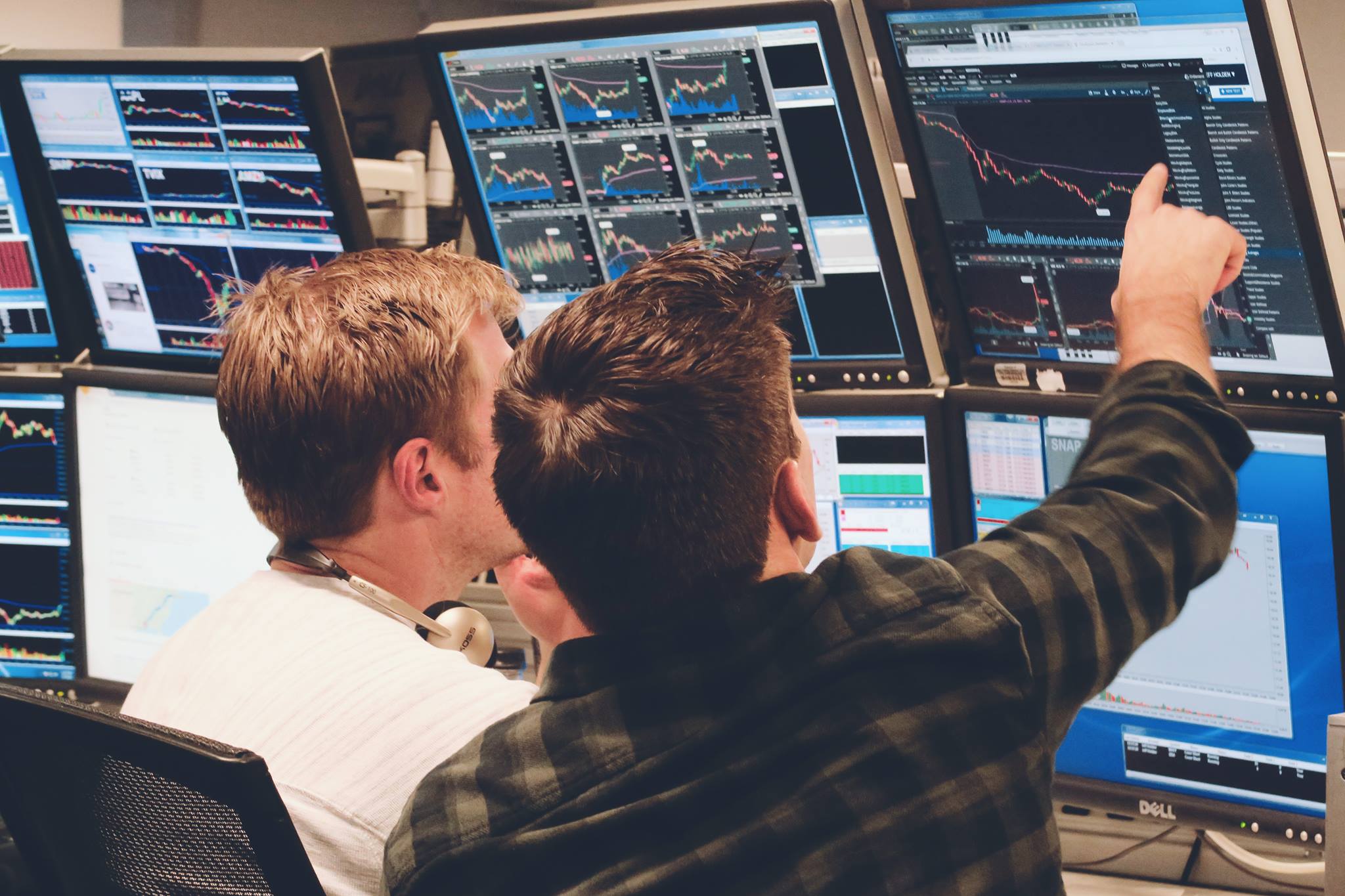 how to build a quantitative trading team HFT